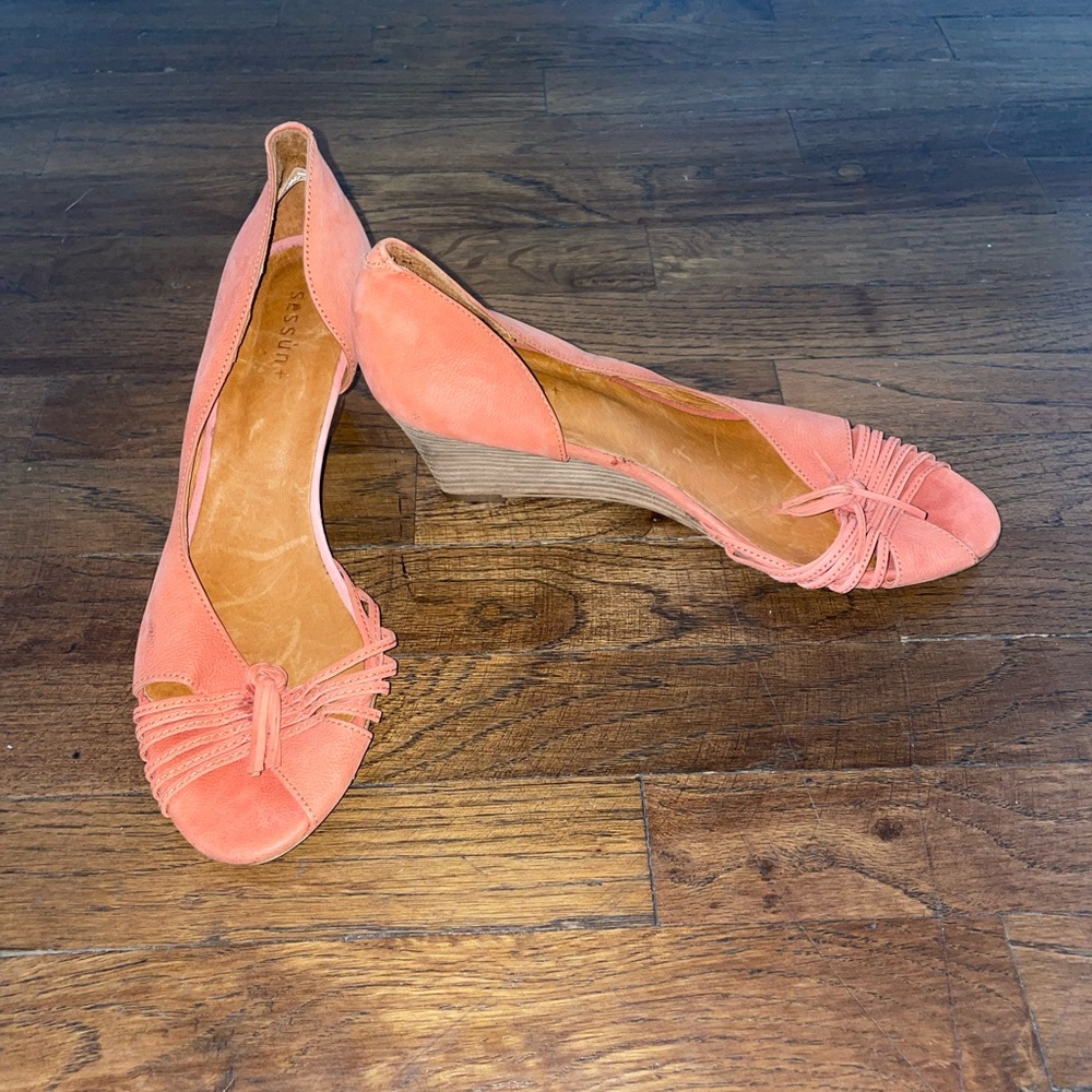 Sessun Coral Wedge Shoes